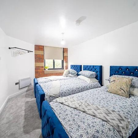 Cooperate Retreat 2-bedroom Gem In Bradford 10 Mins To Town *