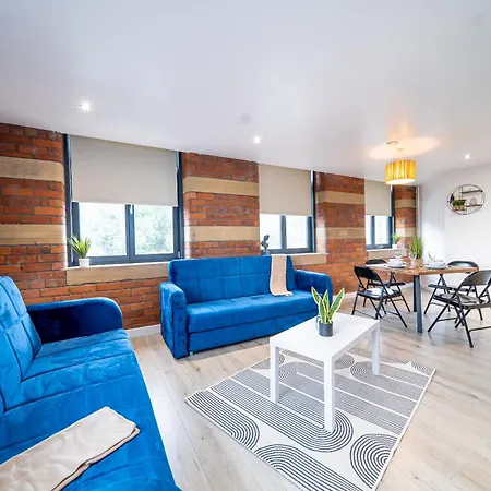 Apartment Cooperate Retreat 2-bedroom Gem In Bradford 10 Mins To Town